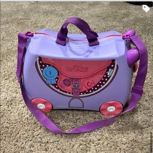 Girls Trunki suitcase